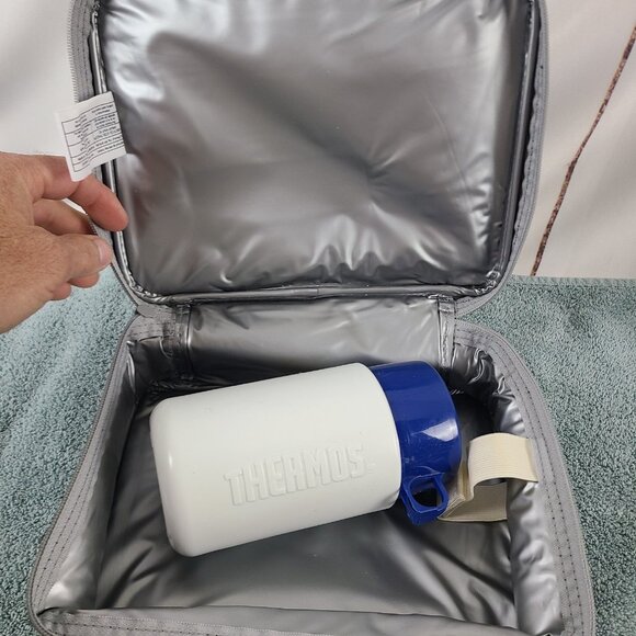 Harry Potter Quidditch 2001 Thermos Soft Lunch Box Vintage Soft Lunch Bag NWT - Picture 8 of 11